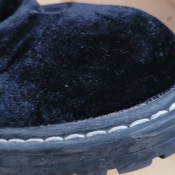 Velvet Lace-up Moto boots - Picture 9 of 9